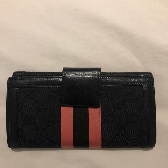 Gucci wallet - Picture 2 of 3